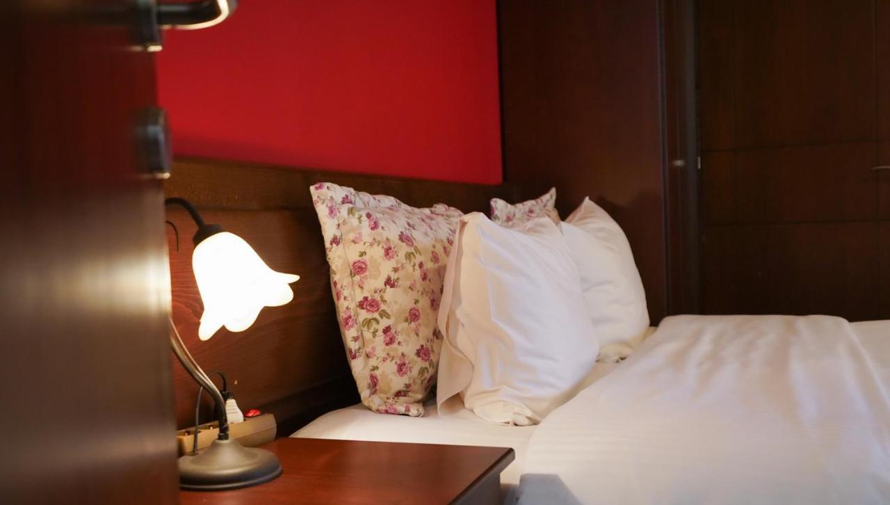 Guesthouse Liogerma Káto Loutrákion Zewnętrze zdjęcie