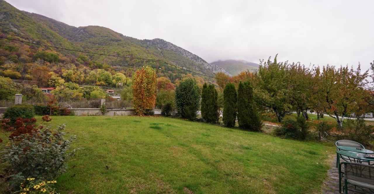 Guesthouse Liogerma Káto Loutrákion Zewnętrze zdjęcie